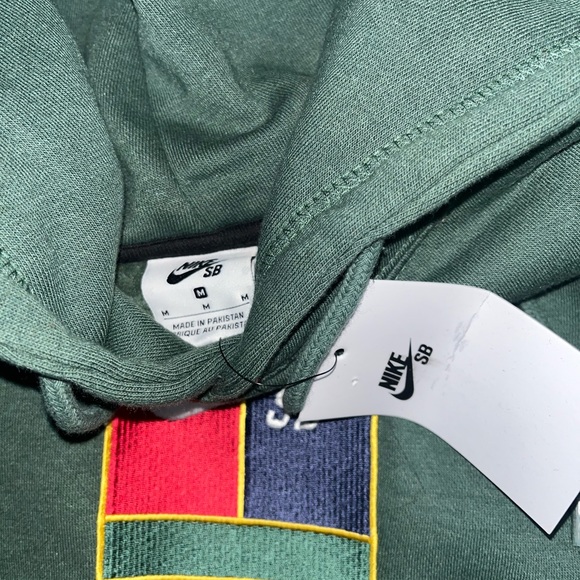 Nike SB Hoodie - Picture 3 of 4
